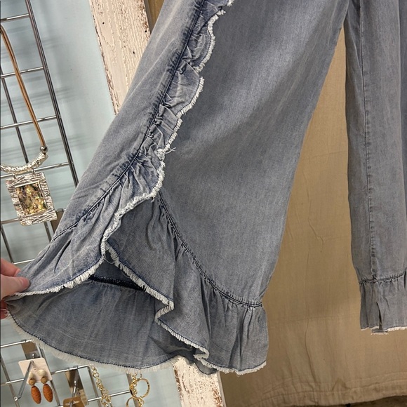 Blue Ruffled Denim Pants - Easel - Picture 4 of 6